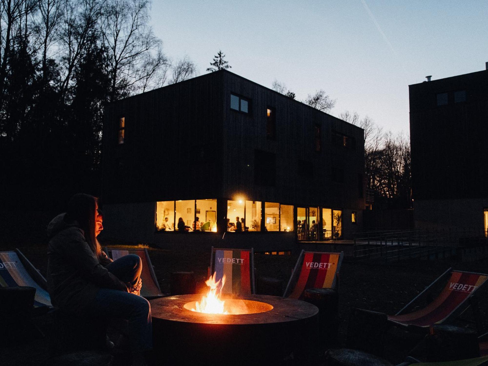 Daft Hotel & Glamping Мальмеди Экстерьер фото